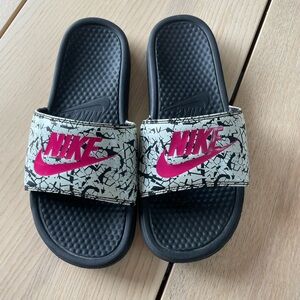 Nike Slides ladies size 10 Pink Logo Nike women’s sandals
